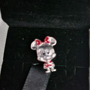 Pandora minne mouse charm